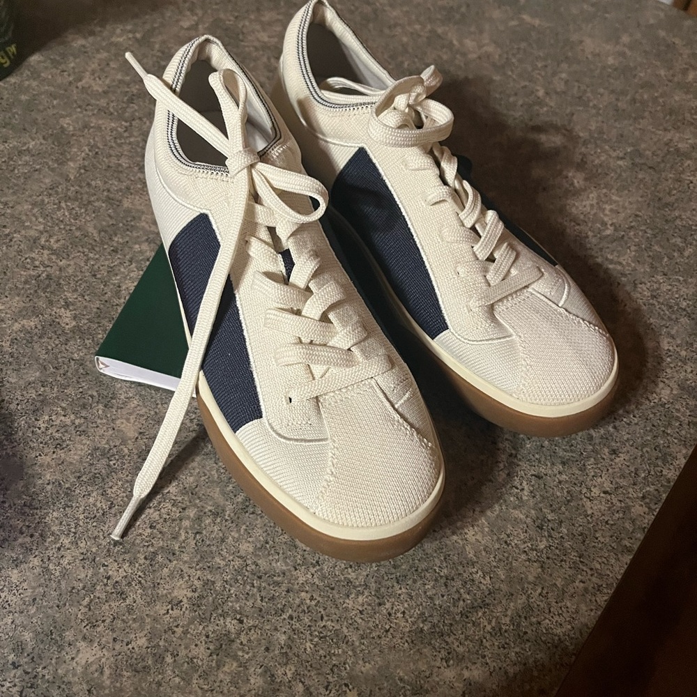 Brand New Rothy’s The Lace-Up size 7